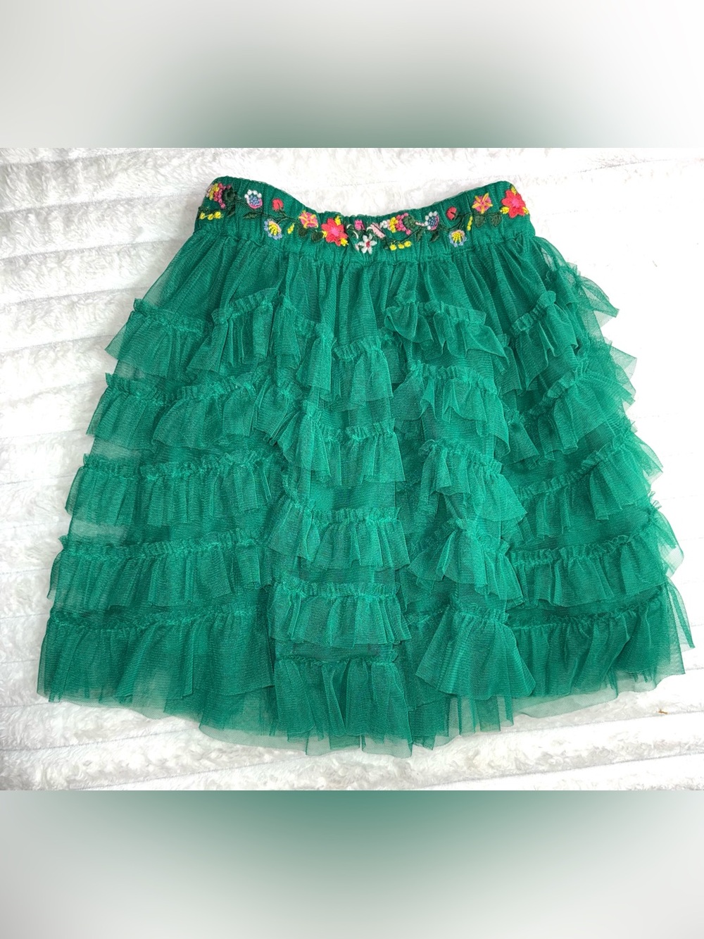 Mini Boden girls tiered tulle skirt with floral embroidered waistband, size 6/7